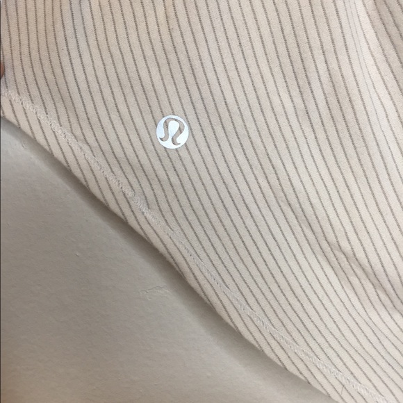 Lululemon Top with Sports Bra - Picture 6 of 8